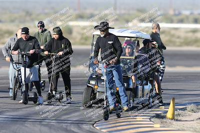 media/Jan-15-2026-Racers Edge (Thu) [[dfebeb70ab]]/1-Around the Pits-Track Walk/